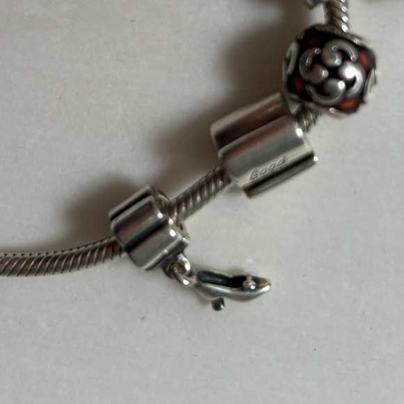 Pandora High Heel Charm - Picture 3 of 6